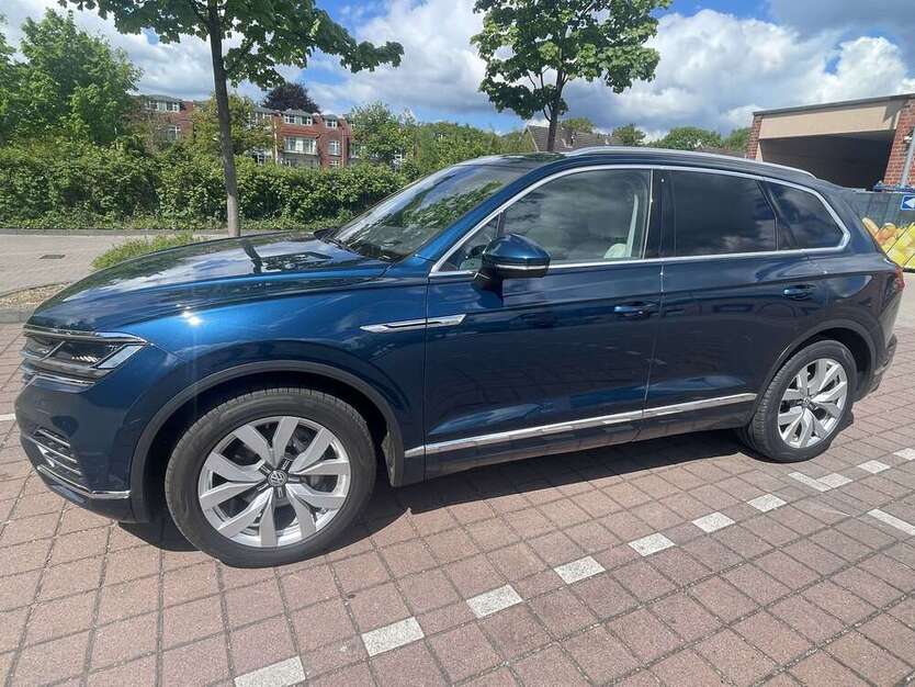 VW Touareg 111.000 km 32.900 € Rellingen 25462