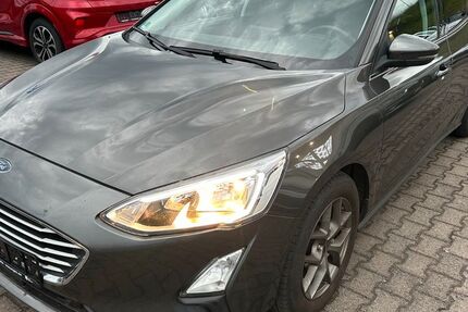 Ford Focus 106.881 km 9.950 &euro; Wasungen 98634