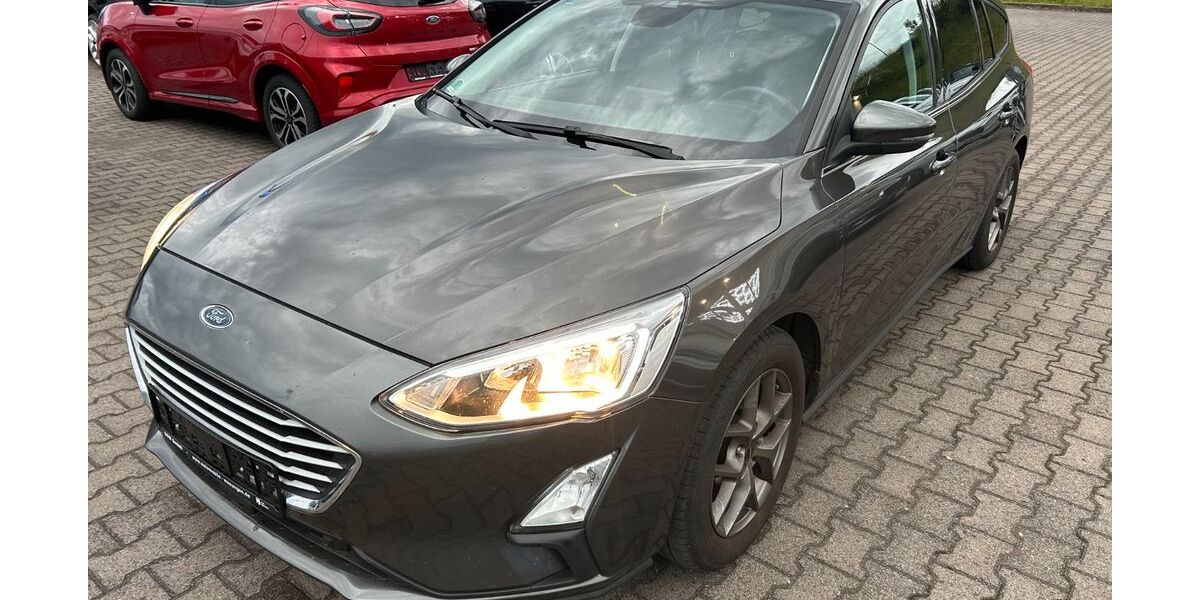 Ford Focus 106.881 km 9.950 &euro; Wasungen 98634
