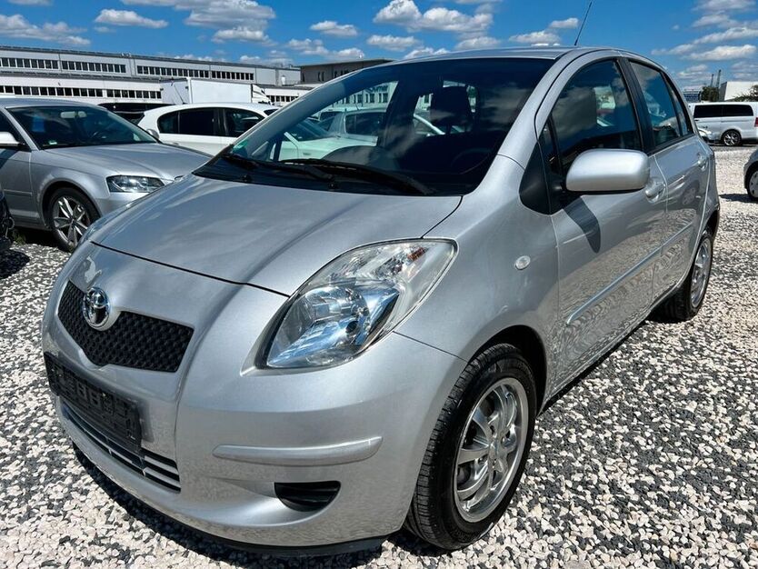 Yaris