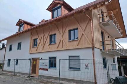 Neubau, Erstbezug großzügige 3,5 Dachgeschoßwohnung Eberfing