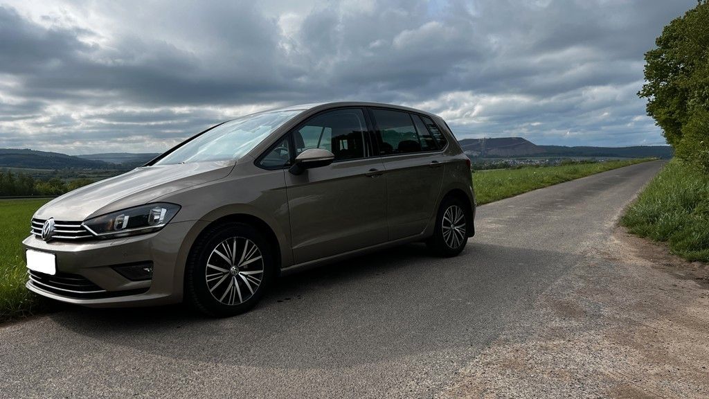 VW Golf Sportsvan 146.900 km 11.795 &euro; Neuhof 36119