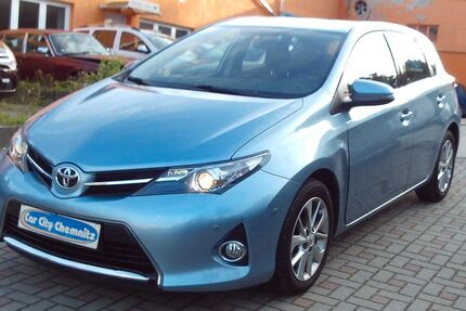 Toyota Auris 49.089 km 8.799 € Chemnitz 09114