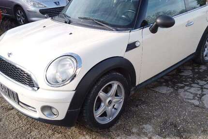 Mini One 117.034 km 3.399 &euro; Biblis 68647