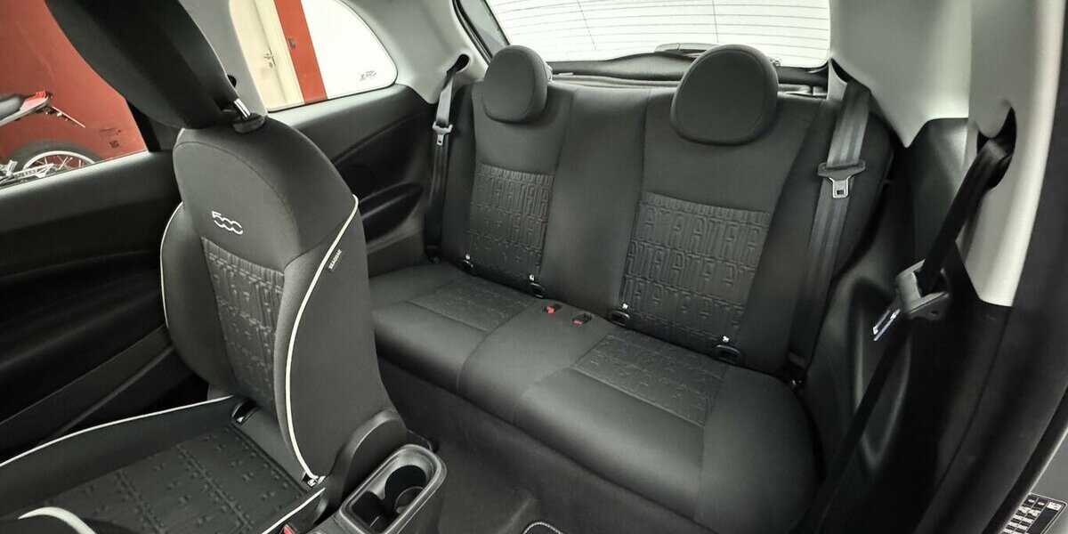 Fiat 500e Action Carplay Android Sitzheizung 25.300 km 12.930 &euro; Lich 35423