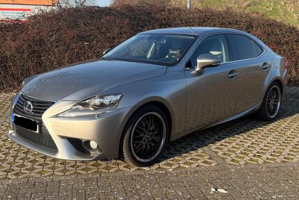 Lexus IS 300 172.458 km 14.490 &euro; Delmenhorst 27753