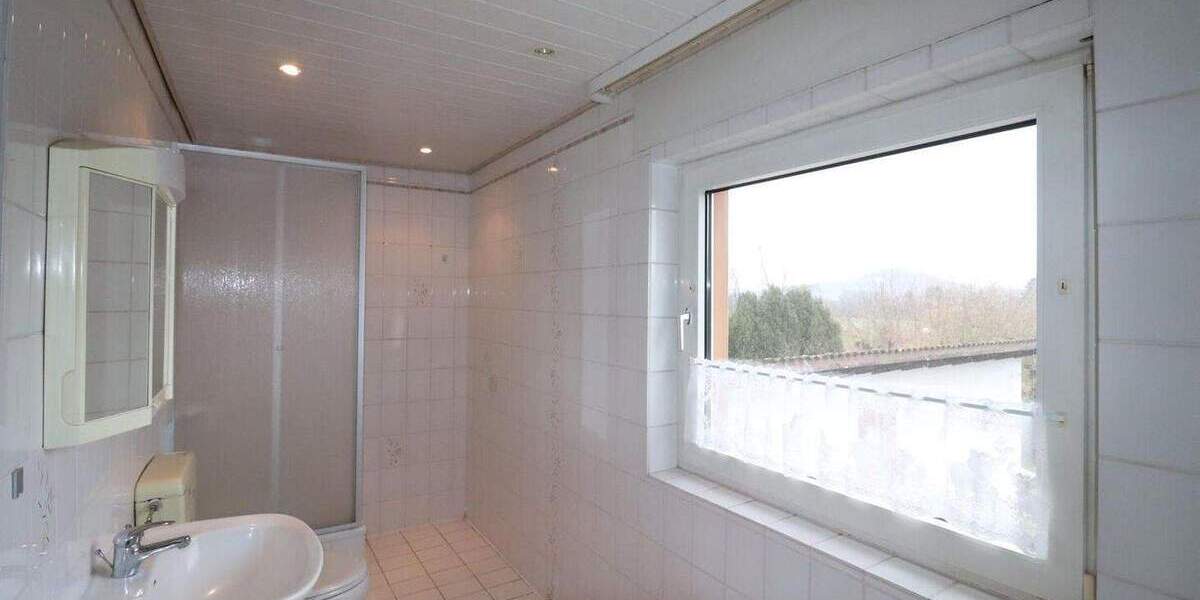 Mehrfamilienhaus, Wohnhaus Wettenberg Wißmar - 9 Zimmer, 235 m&sup2;, 539.000&euro; | Angebot:25682695