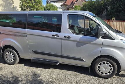 Ford Transit Custom 90.271 km 18.999 € München 80331