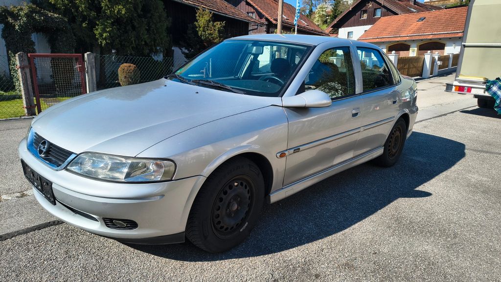 Opel Vectra 135.000 km 650 &euro; Isen 84424