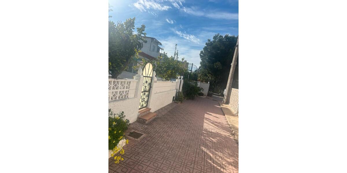 Bungalow mit großer Terasse bezugsfertig Torrevieja 3 zimmer