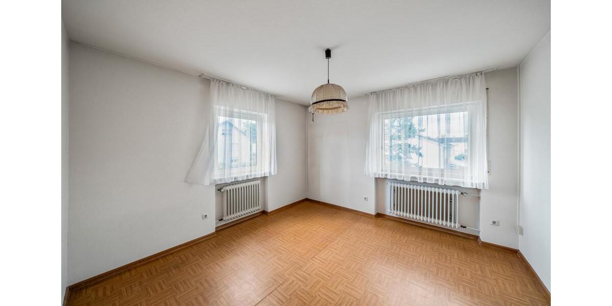 Doppelhaushälfte Neuenburg am Rhein - 5.5 Zimmer, 155 m&sup2;, 2.000&euro; | Angebot:25862587
