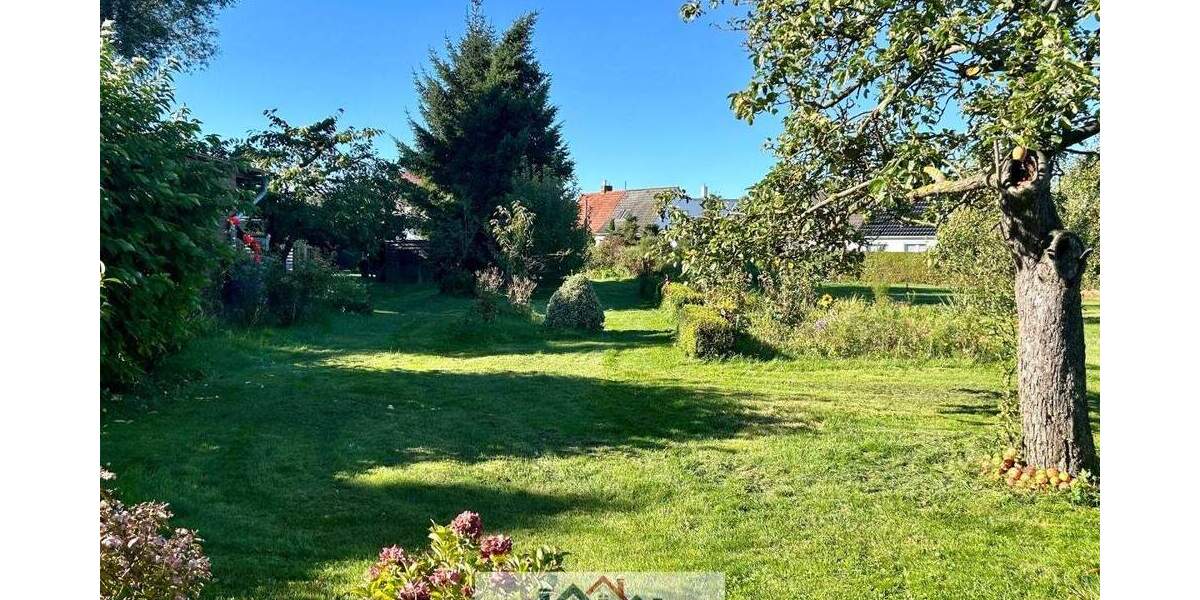 Doppelhaushälfte Demmin - 2 Zimmer, 85 m&sup2;, 80.000&euro; | Angebot:25670296