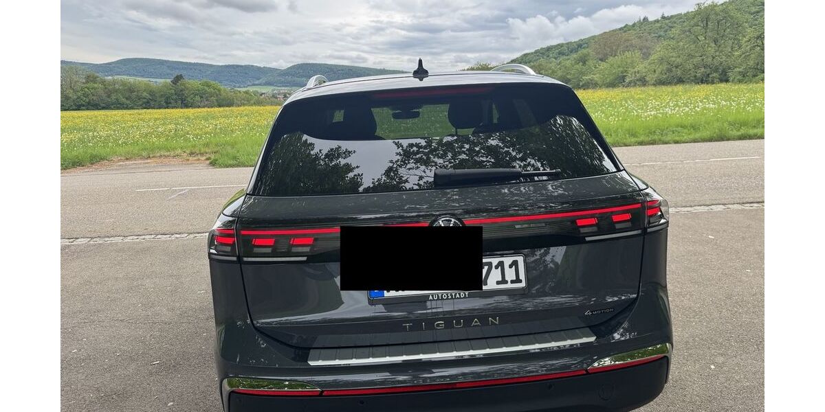 VW Tiguan 79.000 km 47.000 &euro; Neuler 73491