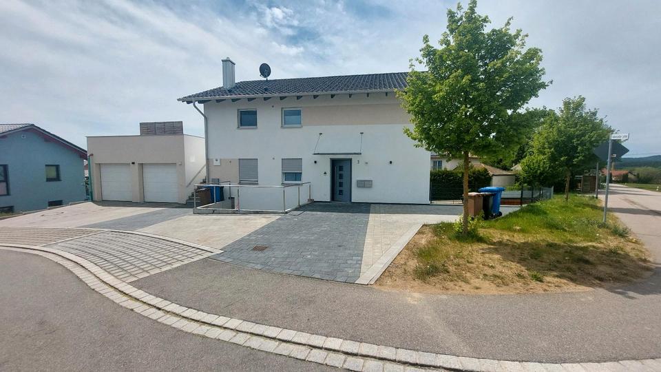 Erdgeschoßwohnung Falkenfels - 4 Zimmer, 118 m&sup2;, 1.000&euro; | Angebot:26459628