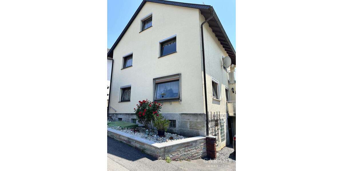 Haus zum Kaufen in Rödental 249.950 € 224 m² 6 zimmer