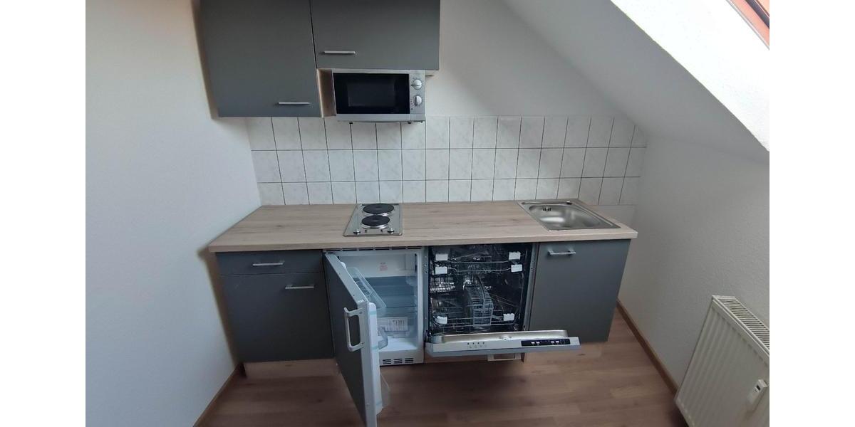 Dachgeschoßwohnung Aschersleben - 2 Zimmer, 45 m&sup2;, 330&euro; | Angebot:26337320