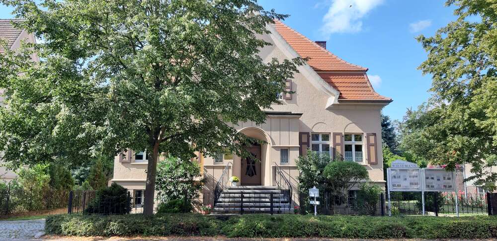 Einfamilienhaus Stendal - 9 Zimmer, 249 m&sup2;, 650.000&euro; | Angebot:24869892