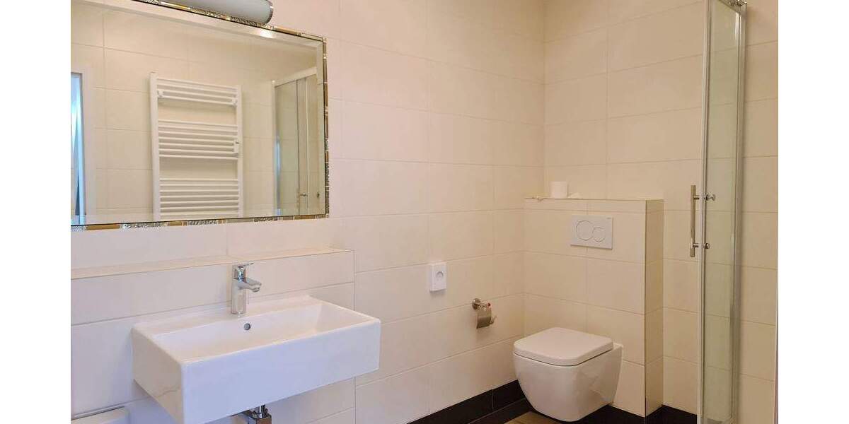 Gewerbeobjekt Seevetal Maschen - 1 Zimmer, 130 m&sup2;, 1.230&euro; | Angebot:25266606