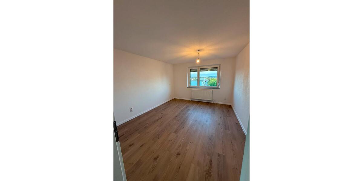 Etagenwohnung Villingen-Schwenningen Schwenningen - 3.5 Zimmer, 90 m&sup2;, 319.950&euro; | Angebot:27096345