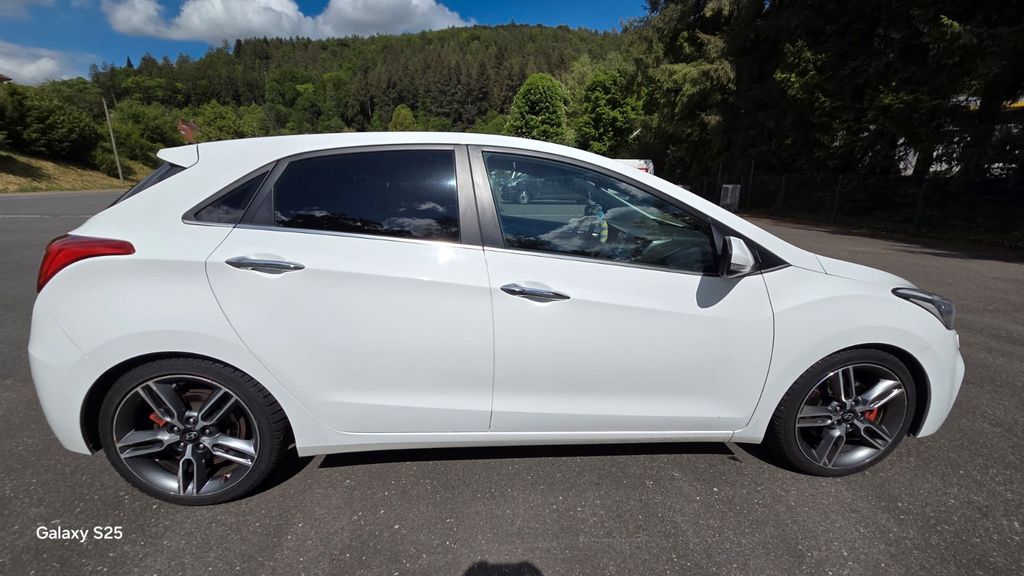 Hyundai i30 135.800 km 9.200 &euro; Wilhelmsfeld 69259