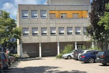 Haus zum Kaufen in Düren 1.380.000 € 934 m² 25 zimmer