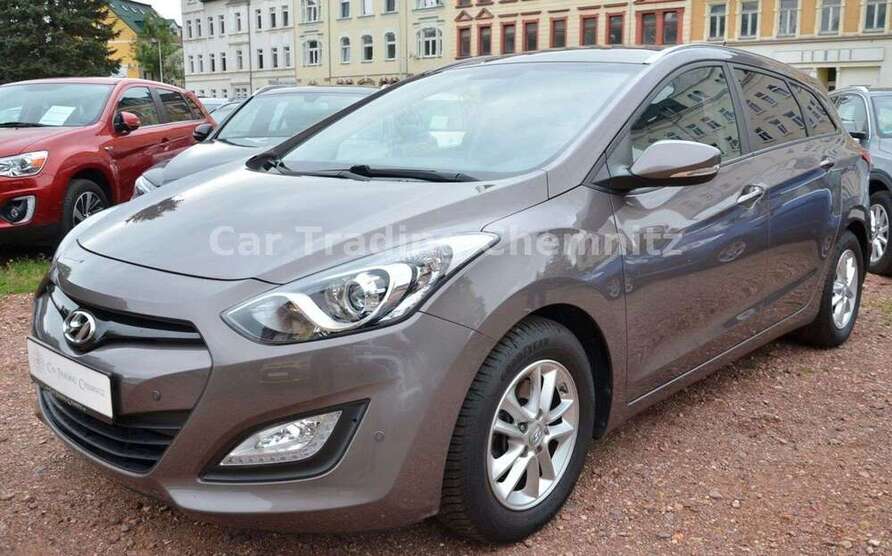 Hyundai i30 44.133 km 12.999 € Chemnitz 09120