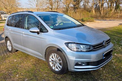 VW Touran 144.500 km 15.600 &euro; Oberboihingen 72644