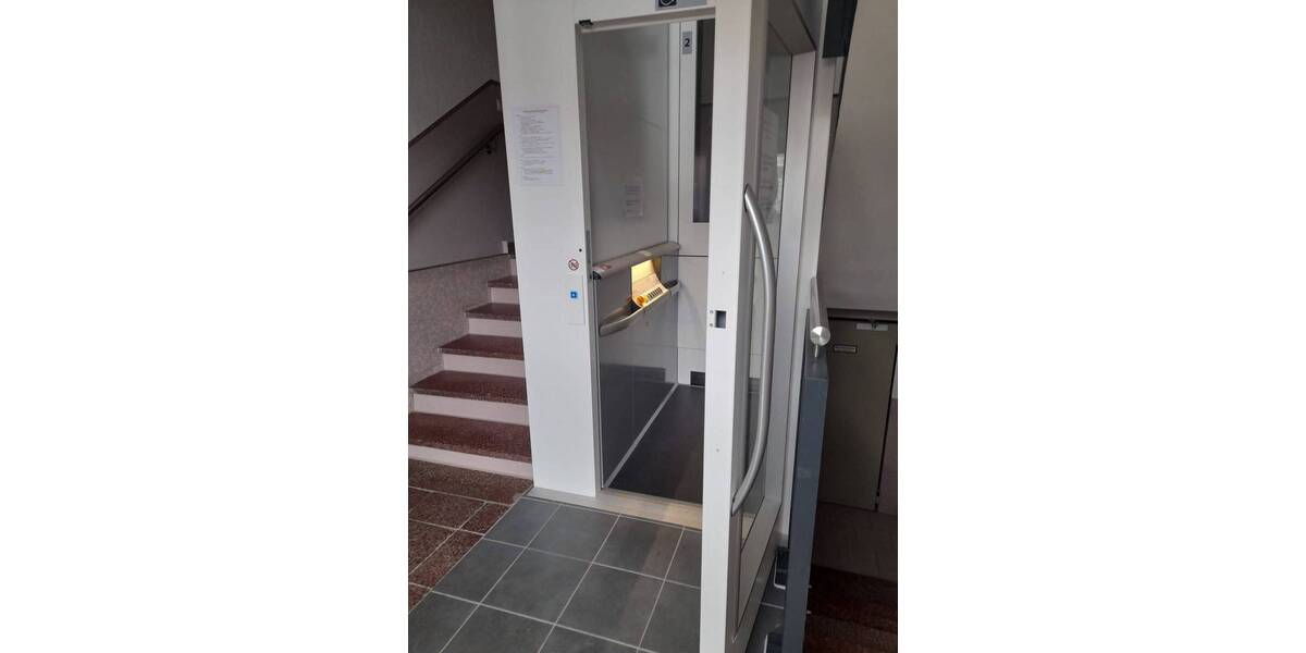 Etagenwohnung Hoyerswerda - 3 Zimmer, 77 m&sup2;, 79.000&euro; | Angebot:25986169