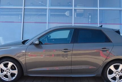Audi A1 24.062 km 23.330 &euro; Steißlingen 78256