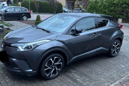 Toyota C-HR 109.000 km 13.750 &euro; Hamburg 22143