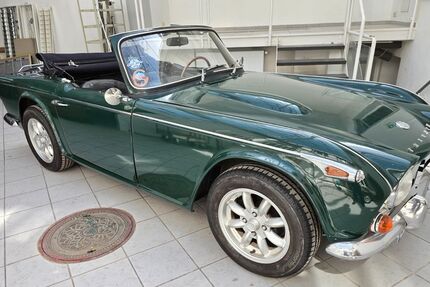 Triumph TR4 70.323 km 22.500 &euro; Dortmund 44287