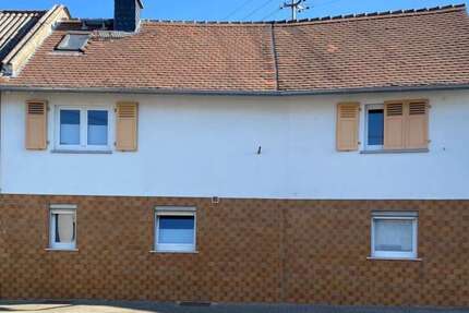 Haus zum Mieten in Limeshain 1.200 € 147 m²