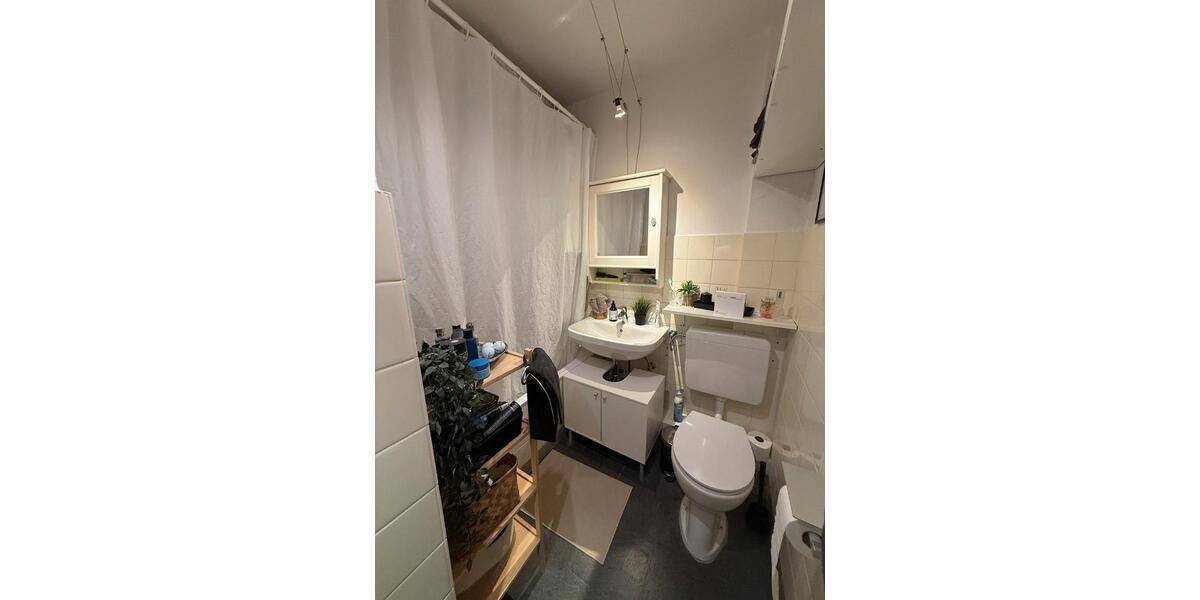 Etagenwohnung Kiel Ravensberg - 1 Zimmer, 39 m&sup2;, 330&euro; | Angebot:26412555