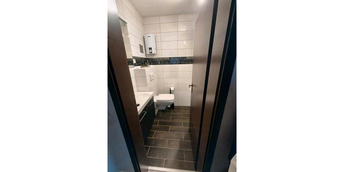 Etagenwohnung Altenkirchen (Westerwald) - 3 Zimmer, 100 m&sup2;, 245.000&euro; | Angebot:27071236