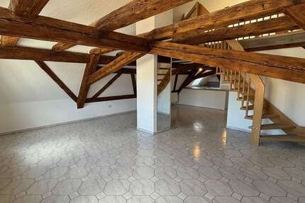 Wohnung zum Mieten in Lonnerstadt 913,11 € 83.01 m² 4 zimmer