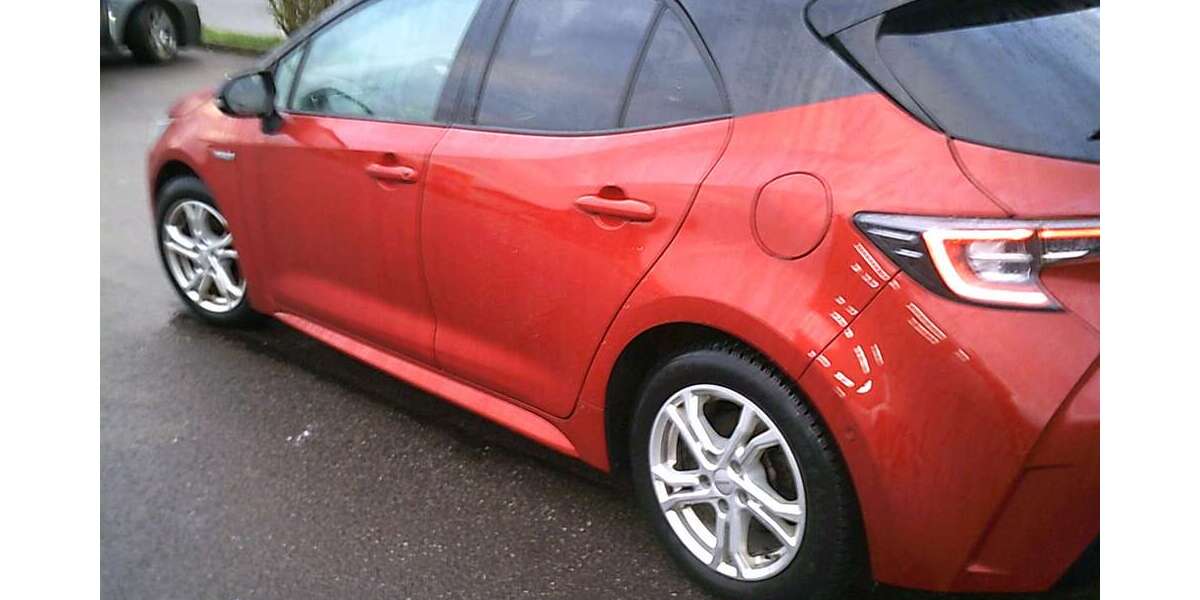 Toyota Corolla 29.400 km 20.500 &euro; Schwalbach 66773