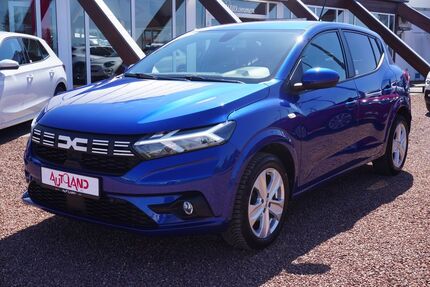 Dacia Sandero 32.454 km 15.950 &euro; Naumburg OT Schönburg 06618