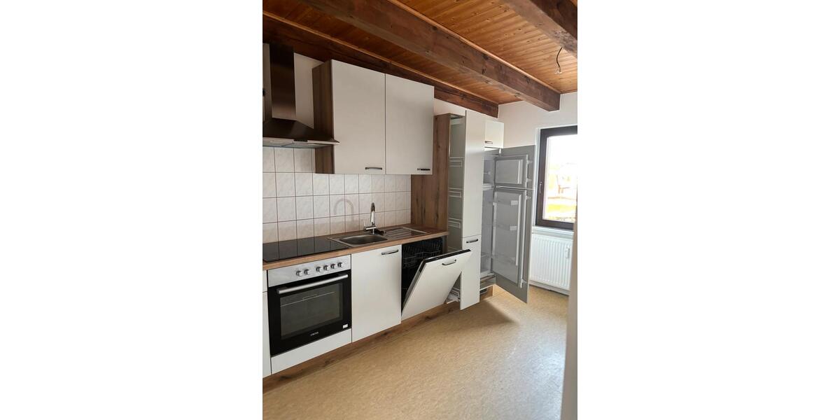 Dachgeschoßwohnung Krakow am See - 3 Zimmer, 77 m&sup2;, 538&euro; | Angebot:22970736