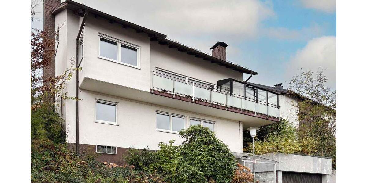 Viel Platz, viel Licht, viel Aussicht - Ihr neues Zuhause auf einem großzügigen Grundstück! 7 zimmer