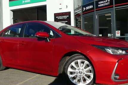 Toyota Corolla 304.910 km 9.800 € Berlin 13156