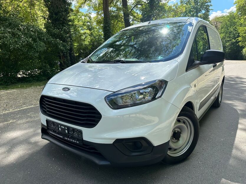 Ford Tourneo Courier 26.000 km 13.990 € Stockstadt 63811