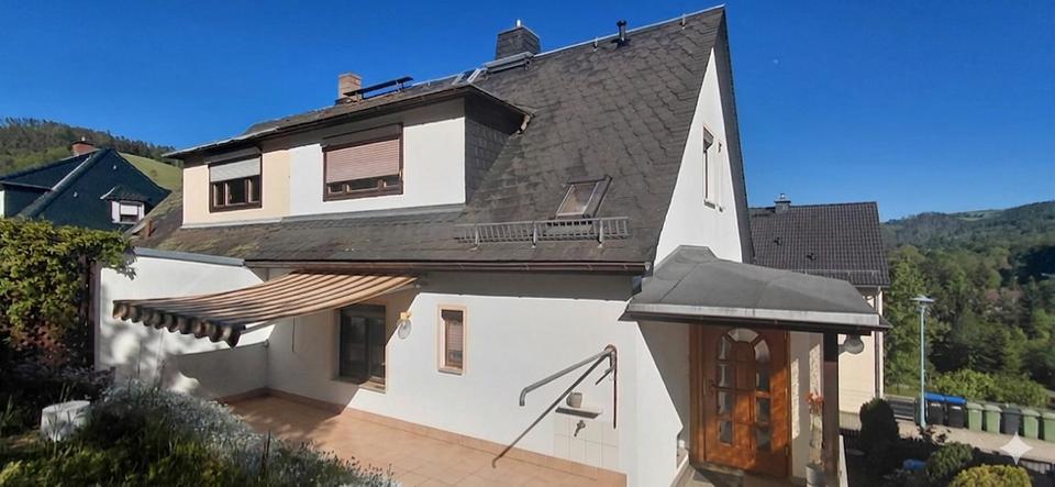 Doppelhaushälfte Probstzella - 7 Zimmer, 90 m&sup2;, 75.000&euro; | Angebot:27127861