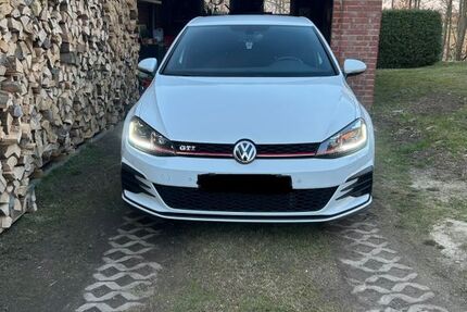VW Golf 118.000 km 18.500 &euro; Plaaz 18276