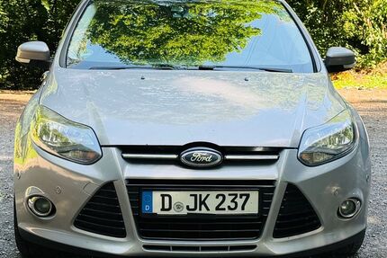 Ford Focus 270.000 km 3.599 &euro; Düsseldorf 40595