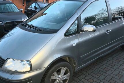 Seat Alhambra 223.201 km 2.990 &euro; Chemnitz 09114