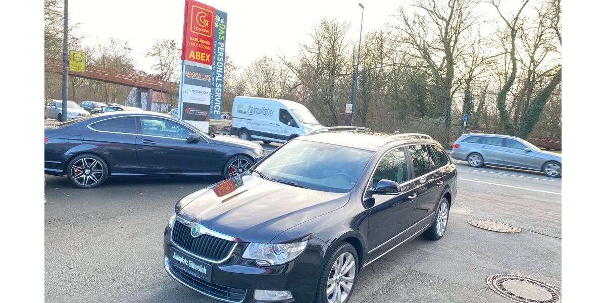 Skoda Superb 147.034 km 9.990 &euro; Gütersloh 33334