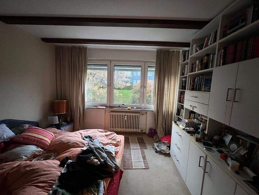 Vier Zimmer Wohnung. Wohnen mit städtischem Komfort. Zentrale Lage - alles befindet sich in der Nähe. 4 zimmer