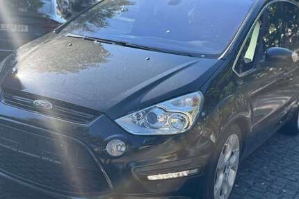 Ford S-Max 192.000 km 7.999 € Leipzig 04319