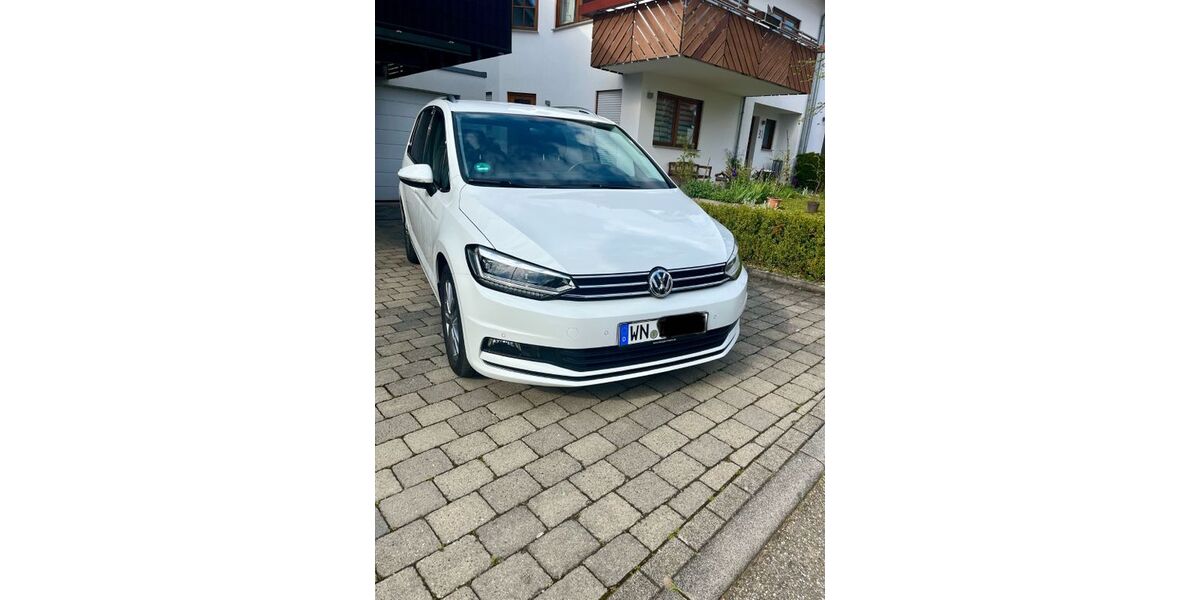 VW Touran 53.500 km 21.900 &euro; Weinstadt 71384