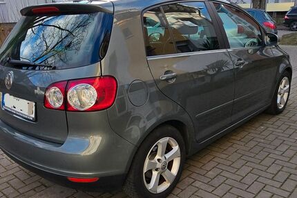 VW Golf Plus 138.000 km 5.700 &euro; Bonn 53177